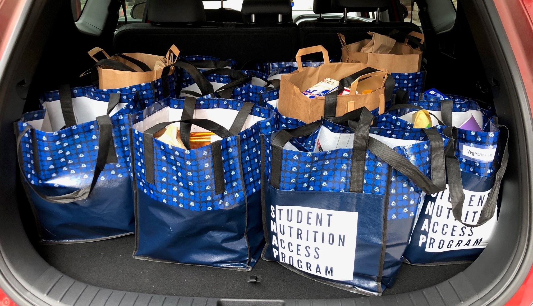 Over 190 food hampers delivered to GBC students by SA's SNAP team